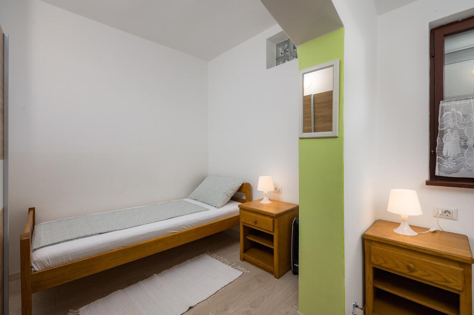 Apartments Tena Пореч Екстер'єр фото