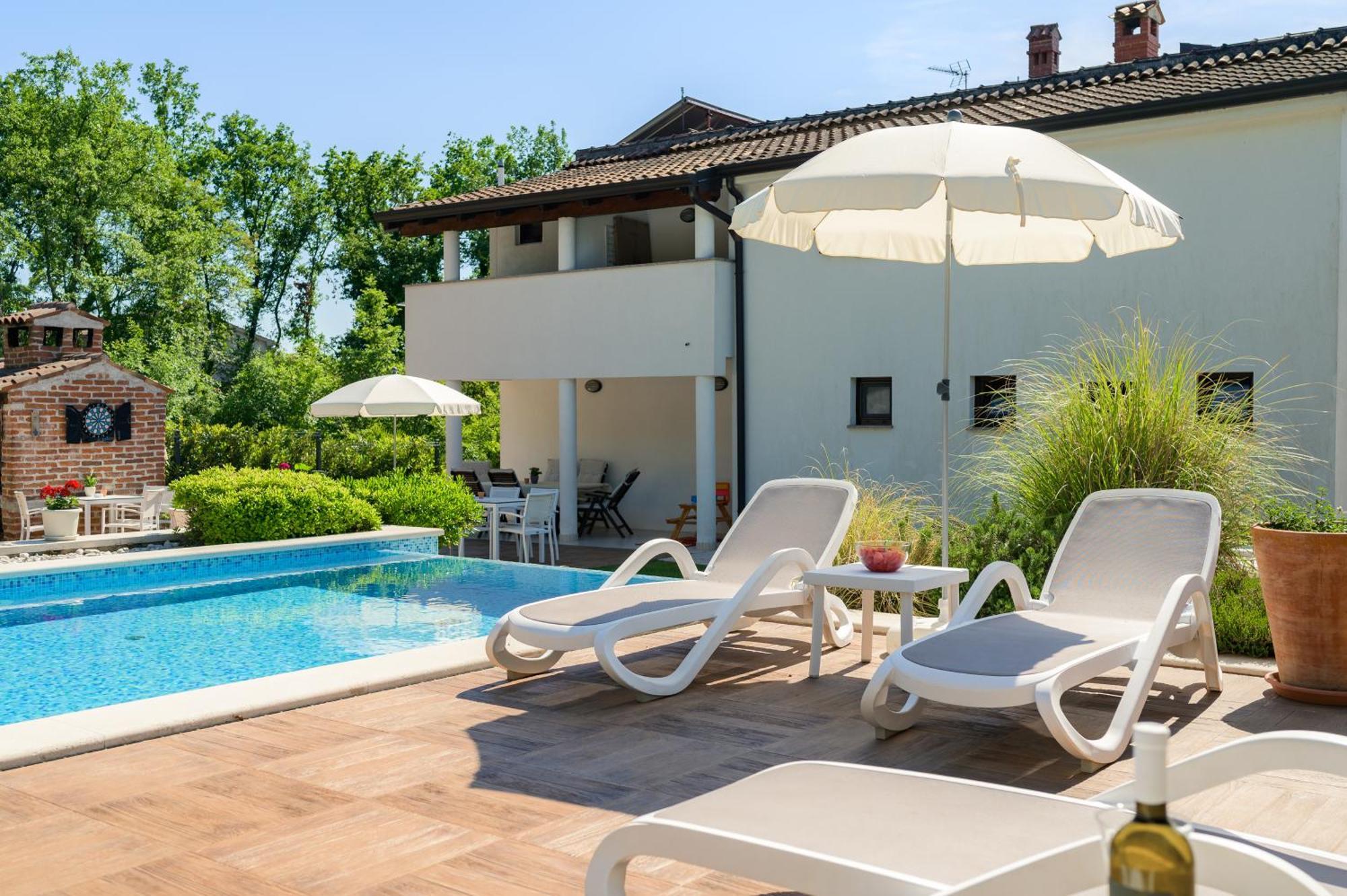 Apartments Tena Пореч Екстер'єр фото