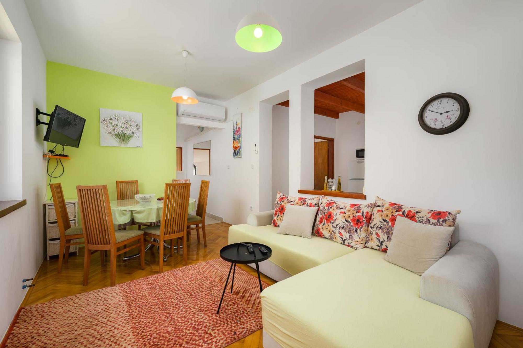 Apartments Tena Пореч Екстер'єр фото